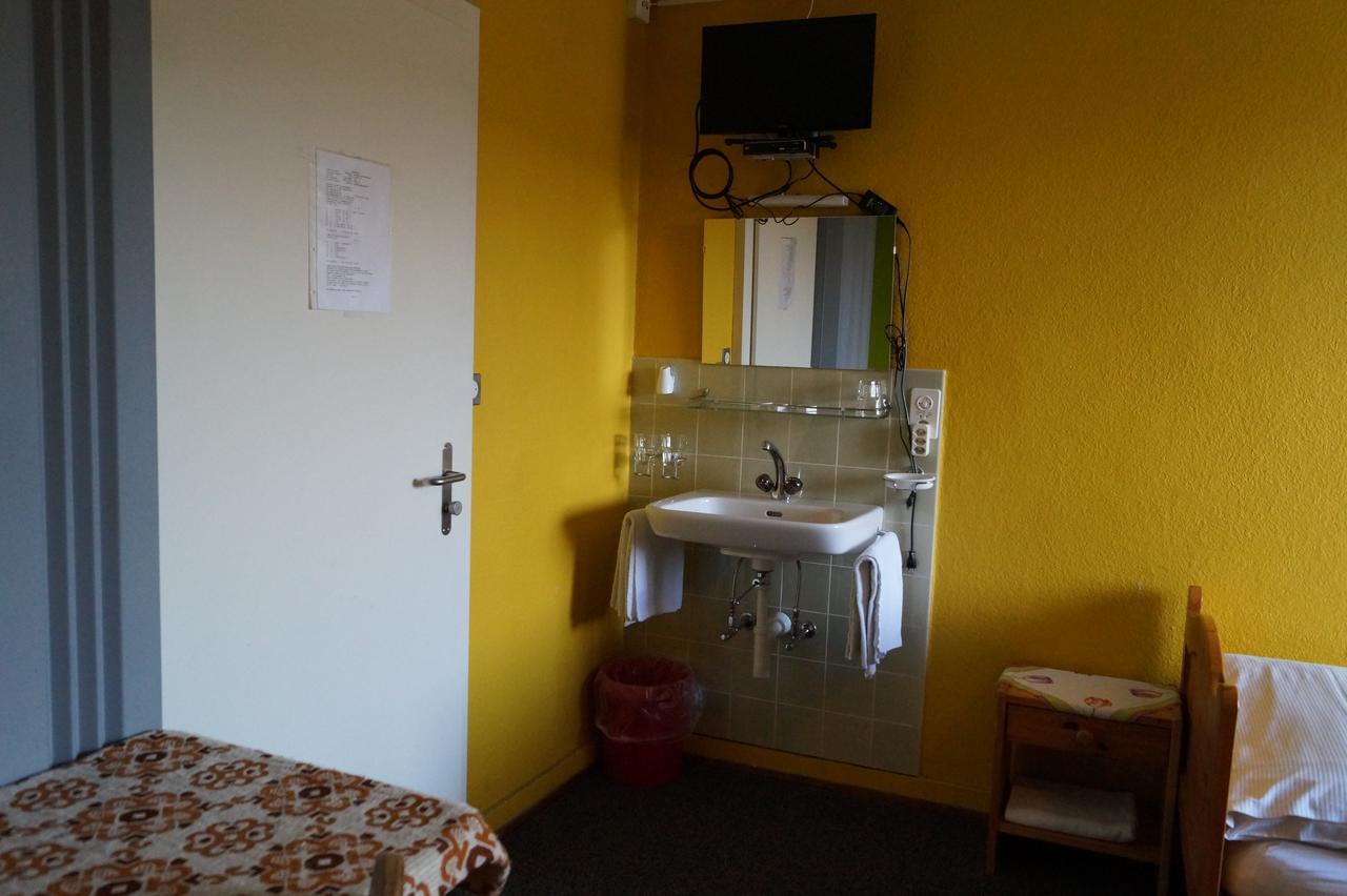 Gasthof Kastanienbaum Hotel Hunzenschwil Bagian luar foto